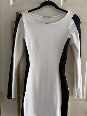 White & Black Long Sleeve Bodycon Dress